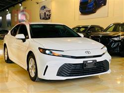 تۆیۆتا کامری